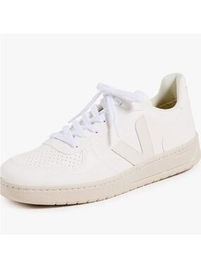 Veja V-10 Sneakers Women’s Size 9